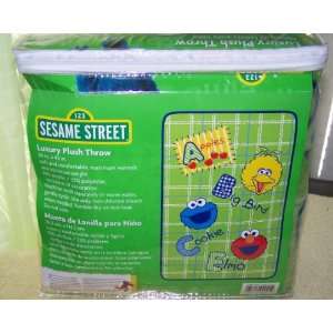  Sesame Street Luxury Plush Throw Baby