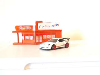 Loose 2011 Hot Wheels NEW MODELS Porsche 911 GT3 WHITE  