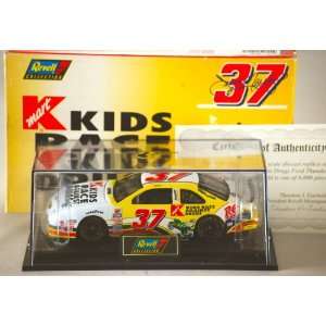1997   Revell Monogram / NASCAR   Jeremy Mayfield #37   Kmart / Kids 