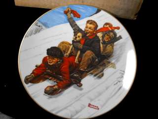 1975 1ST EDITION NORMAN ROCKWELL CHRISTMAS PLATE + BOX  
