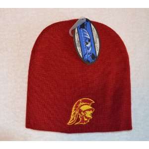 USC Trojans Cardinal Skull Cap   NCAA Cuffless Winter Knit 