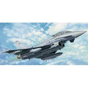 com TRUMPETER SCALE MODELS   1/32 Eurofighter EF2000B Typhoon Combat 