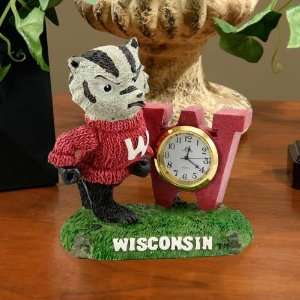 Wisconsin Badgers Novelty Mascot Clock 