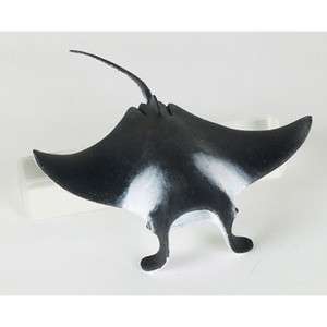 Manta Ray   Safari, Ltd vinyl miniature toy animal  