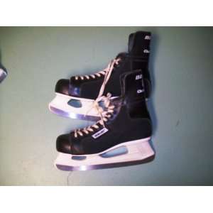  Nike Bauer Impact Ice Hockey Skates   Size 3.0 (youngster 