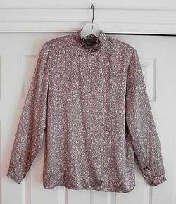 HARVE BENARD SILK BLOUSE GRAY TAN PRINT 10 FITS LARGE  