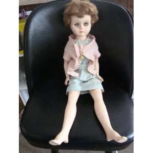  VINTAGE HARD PLASTIC COLLECTIBLE DOLL 