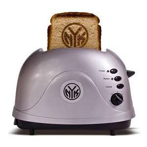    Americans Sports New York Knicks Toaster
