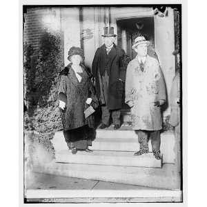  Photo Lloyd George at Wilson home, 10/25/23