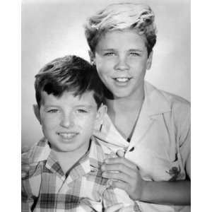  LEAVE IT TO BEAVER JERRY MATHERS TONY DOW 16x20 CANVAS ART 