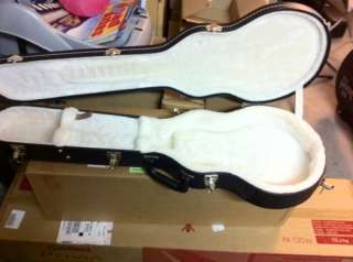   interior. USA Retail. It always come with a Gibson Les Paul guitar