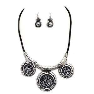 Fashion Necklace Set; 18L; Hammered Silver Metal with Zebra Print 