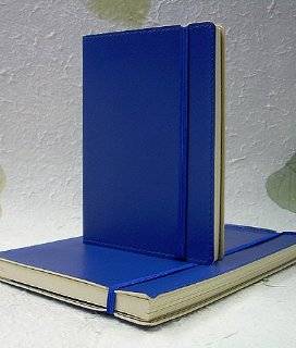 Pentalic a la Modeskin Sketch Book  6x8 Inch Deep Blue Cover