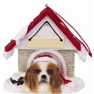 King Charles Cavalier in Dog House