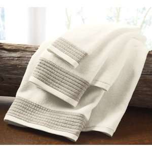  Linen Trimmed Towel Sets